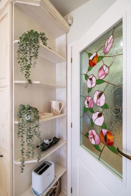Aristocratic Place, Location Appartement *