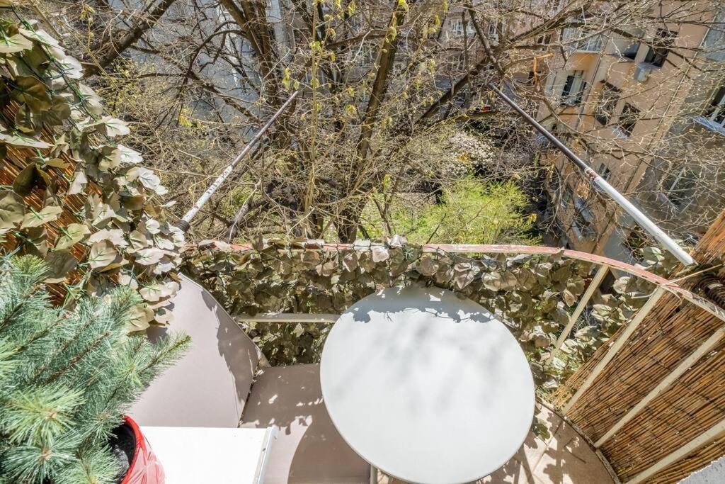 Aristocratic Place, Location * Sofia